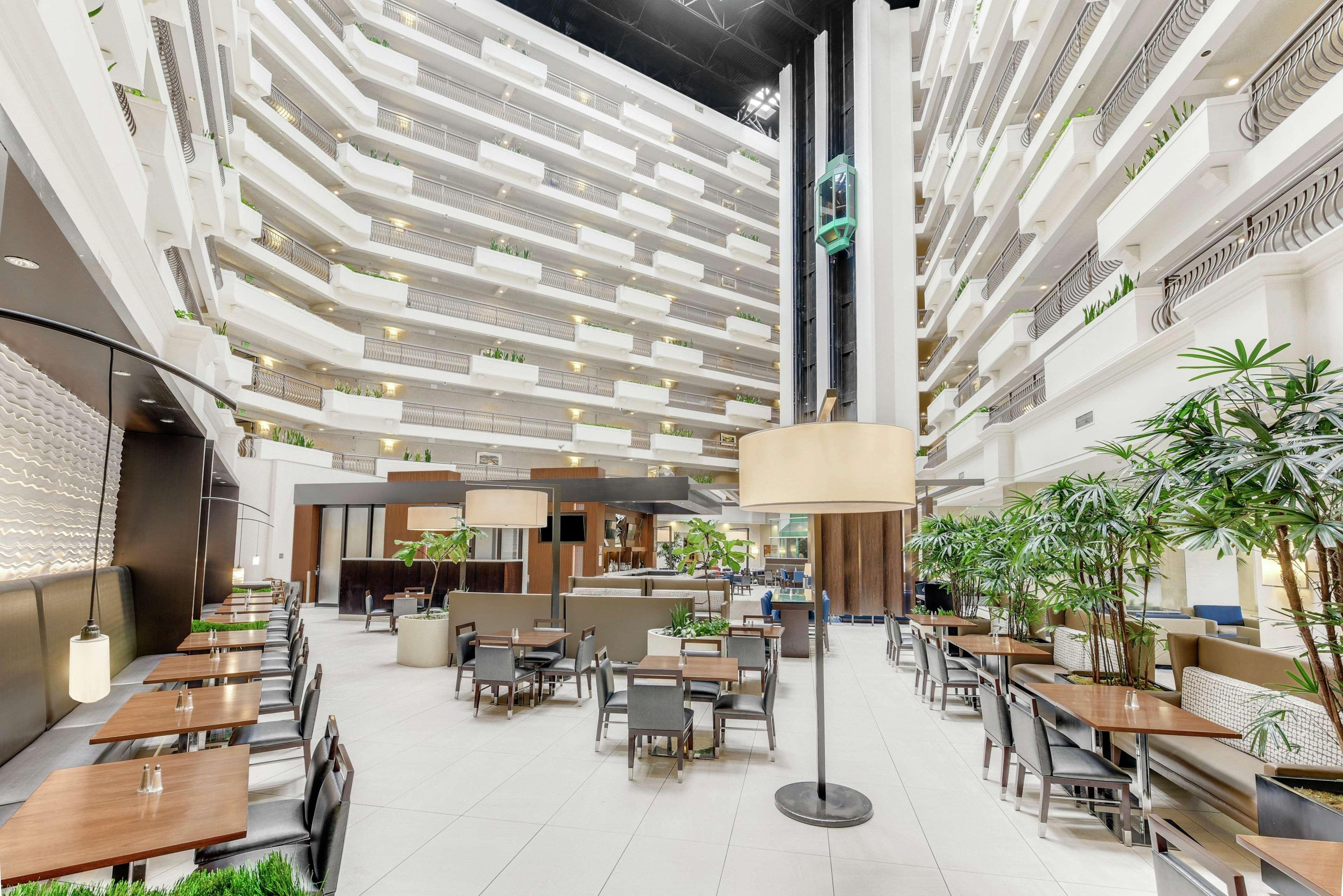 Embassy Suites By Hilton Anaheim-Orange Bagian luar foto